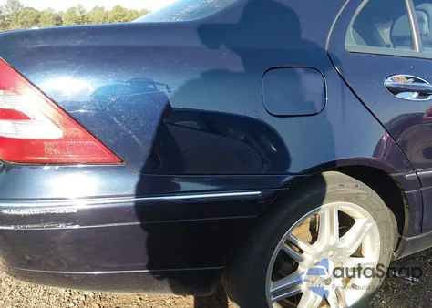 2004 Mercedes-Benz C 320 4Matic from USA, damaged, VIN WDBRF84J24F549336